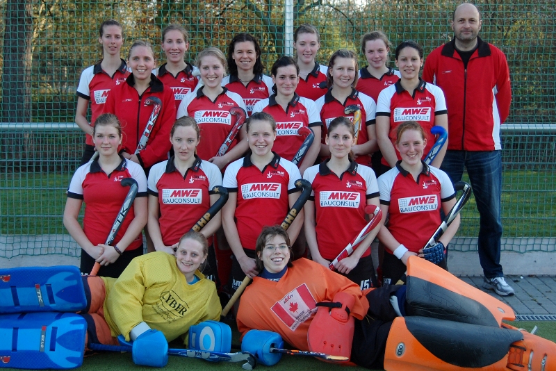 1.Damen des TSVMH vor der zweiten Hälfte der Feldsaison 2. Bundesliga Süd im März 2008