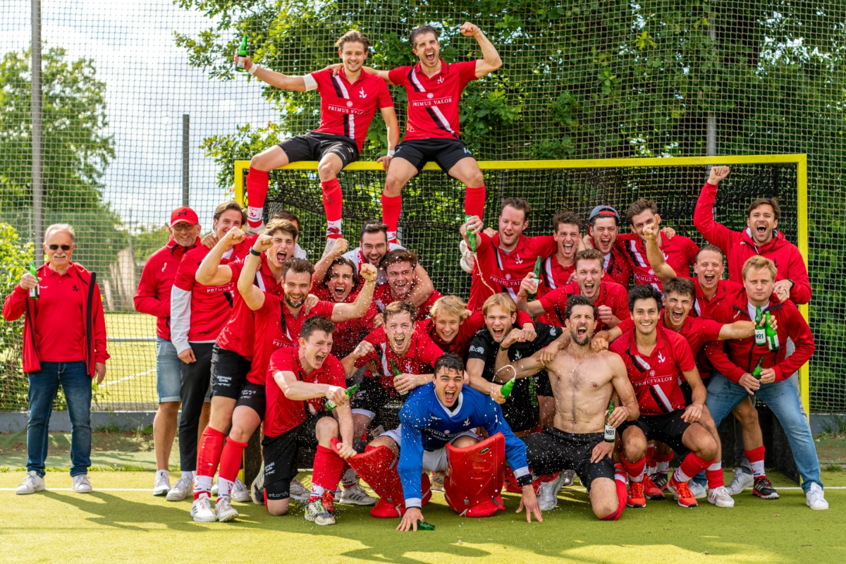 Tigers nach dem Sieg im 3.Spiel beim NHTC am 28.05.2022 (C) F. Matalla