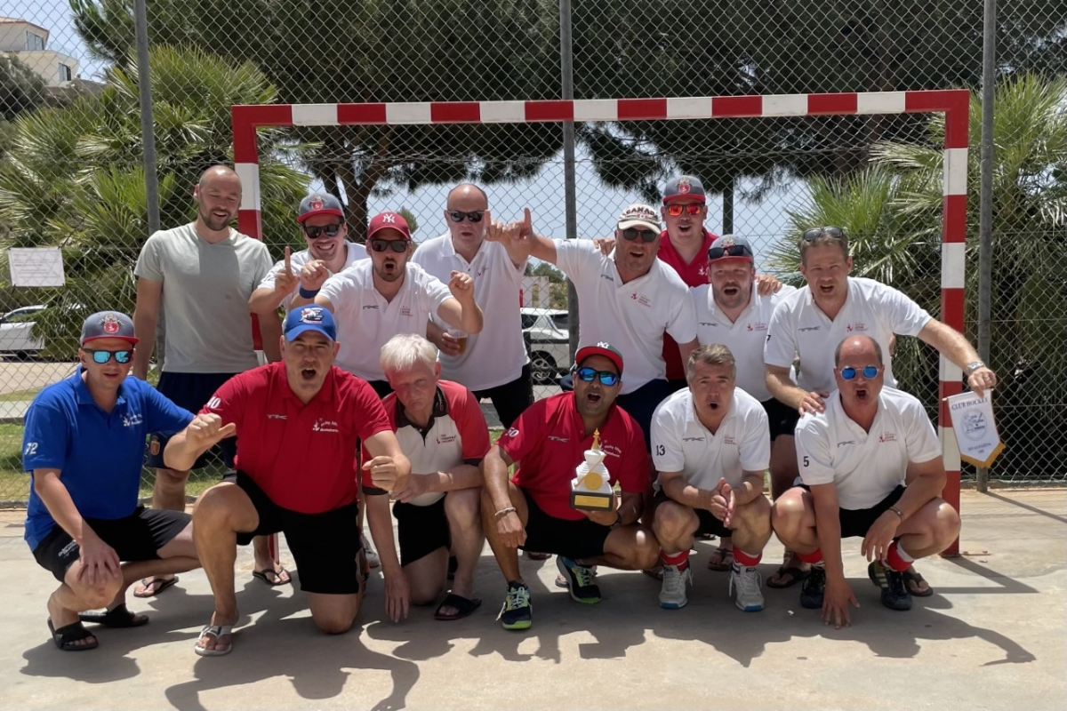Hockeysöhne mit Turniersieg in Malaga