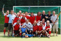 Hockeysöhne Mannheims in Mühlheim beim Gewinn der Deutschen Meisterschaft 3. Herren 2010 (Anklicken für vergrösserte Ansicht)